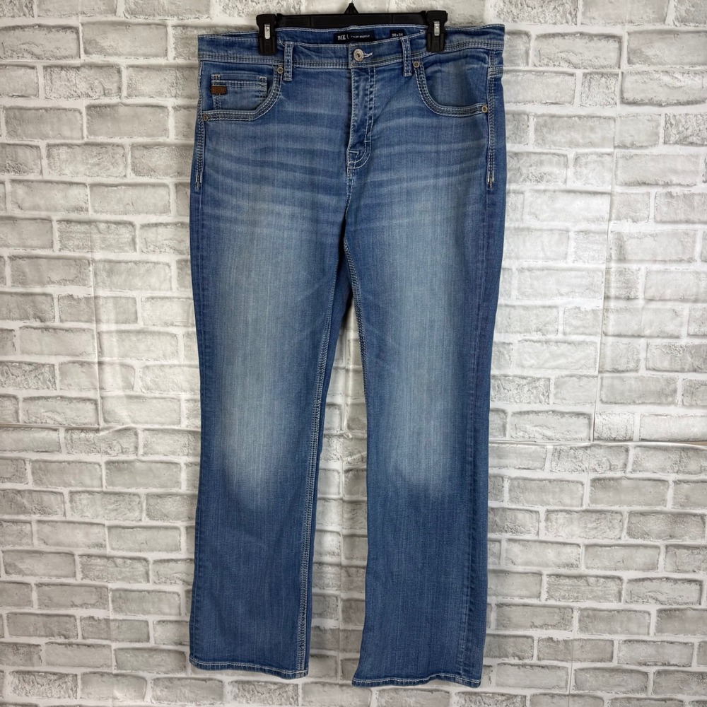 BKE Tyler Bootcut Mens Jeans 38 x 34 Medium Wash Blue Denim ABP43160
